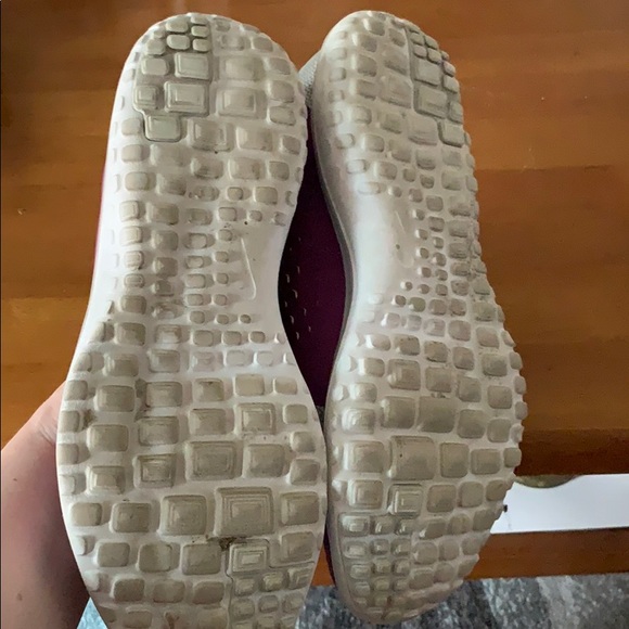 Nike women’s sneakers - Picture 2 of 4